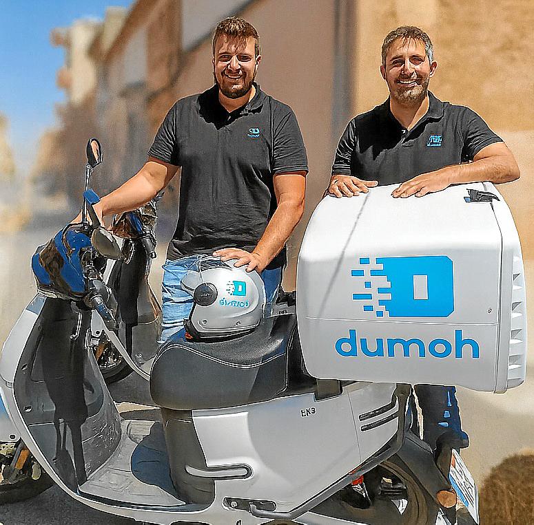 Dumoh Delivery, el modelo local que compite con los gigantes del reparto