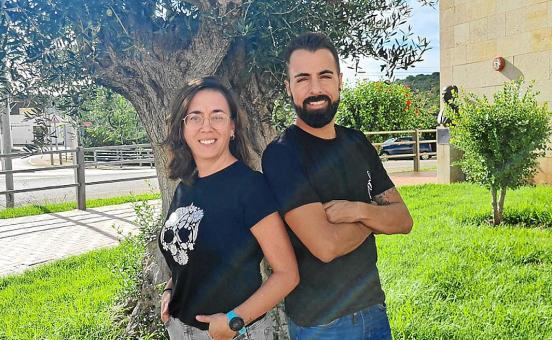 Patricia Galmés y Fran Sánchez son los creadores de la plataforma Sharpal AI